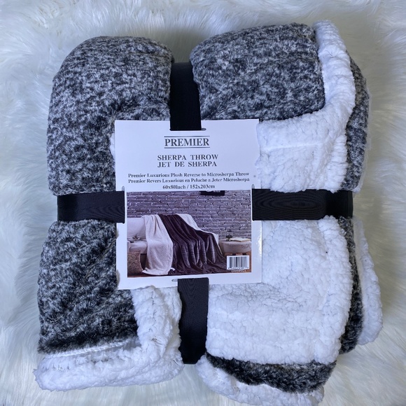 Kate & Co. Other - ⭐️SOLD-OUT⭐️Signal Not Found Micromink Sherpa